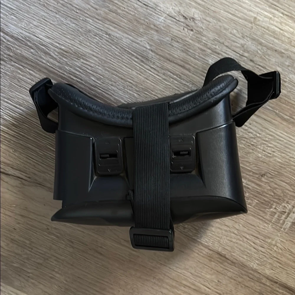 Sky Viper V2450FPV Virtual Reality Headset